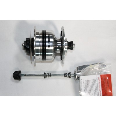 Shimano, Naben, Nabendynamo, Trekking, DH-3N80, (32Loch), silber, 6 V / 3 W, mit �berspannungsschutz, ohne Scheibenbremsaufnahme, mit Schnellspanner